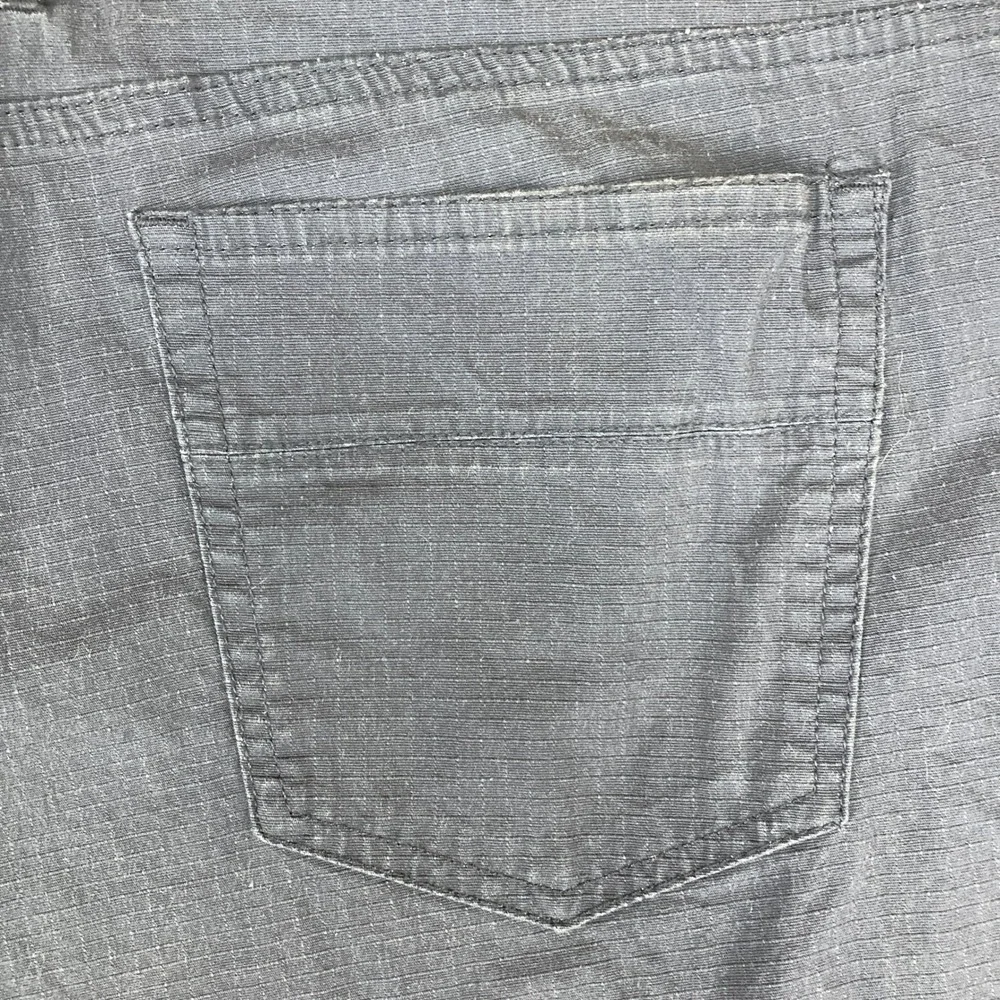 ClearWater Outfitters‎ Mens Shorts 36W Blue Casual Flat Front Chino Comfort